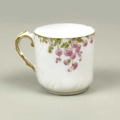 Demitasse cup