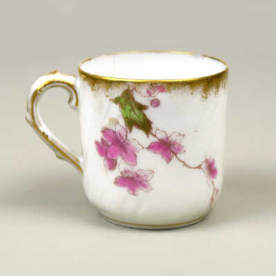 Demitasse cup