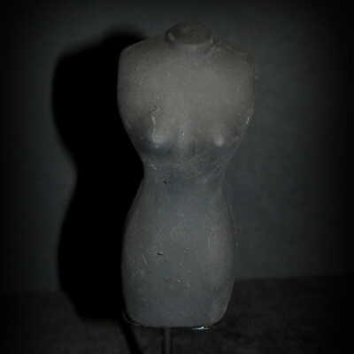 Miniature: dress form