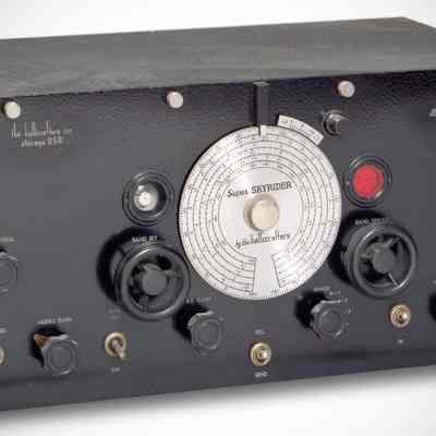 Hallicrafters S-11, SX-11 "Super Skyrider"