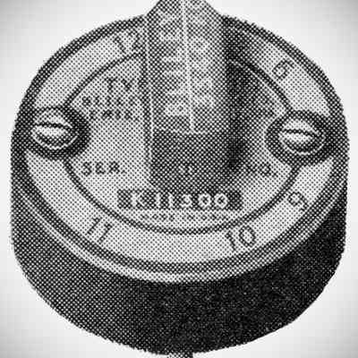 VF-2 crystal unit: Image: QST, May 1940