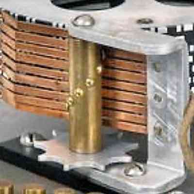 Model C. Detail of the level changing mechanism.