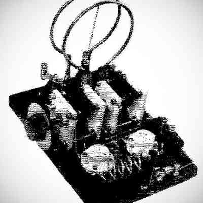 Leeds "5 Meter Transmitter"