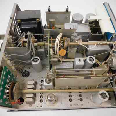 R-4C view from left side.: Image: hamandhifi.com
