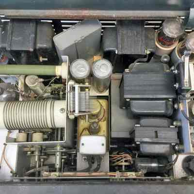 32V-2: Image: schulmanauctions.com