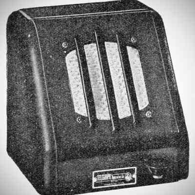 MS-700P, with built-in key: Image: Radio's Master, copyright 1943