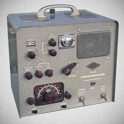 Gonset "Airport Unicom Communicator" (#3042, 3043, 3073)