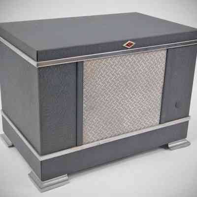 Image: hamandhifi.com: Matching NC-2-40TS speaker.