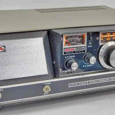 With optional console.: Image: hamandhifi.com