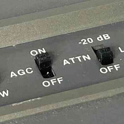 Detail of cabinet top controls.: Image: Chuck Penson, WA7ZZE; Collection: Scott Cowling, WA2DFI