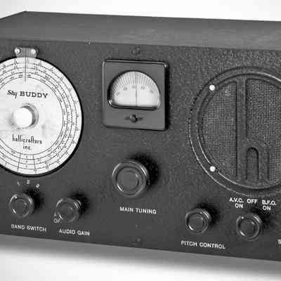 Hallicrafters S-19 "Sky Buddy"