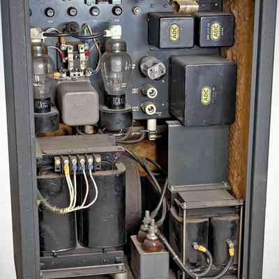 Image: Chuck Penson, WA7ZZE; Collection. Scott Cowling, WA2DFI