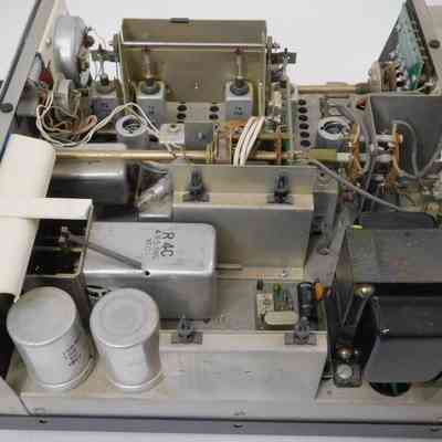 Image: hamandhifi.com: View, left side.