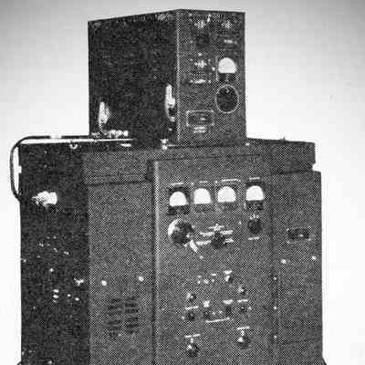 BC-610 with optional AT-3 antenna tuner unit.: Image: QST, Apr 1946