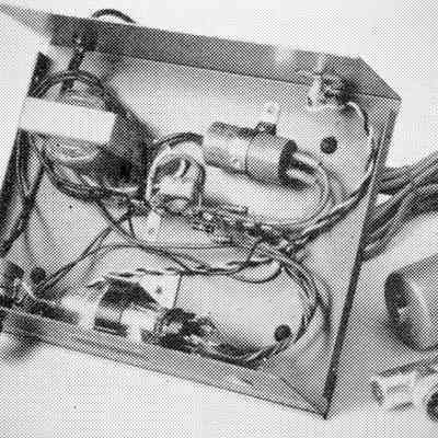 Shown with supplied detector unit, T-connector, and connector cable.