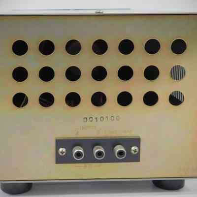 Note two jacks for A and B input sources, and line out (at right).: Image: hamandhifi.com