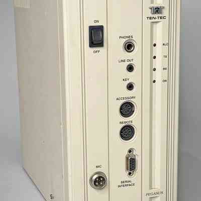 ** Ten-Tec 550 "Pegasus"