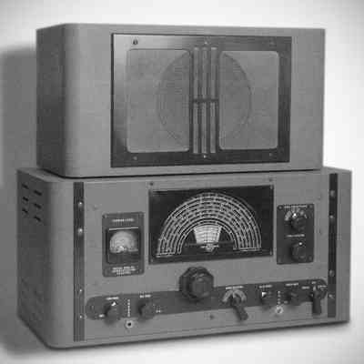 Image: Joe Veras, K9OCO: RME 45B with matching speaker.