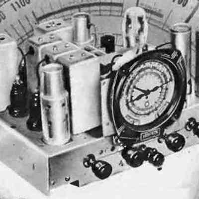 Lafayette "7 Tube Radio Robot"