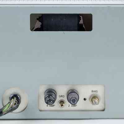 Rear of attached power supply.: Image: California Historical Radio Society (CHRS)