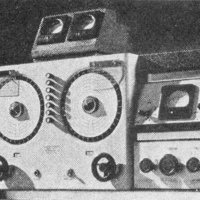 The brick shaped audio amplier (left) and power supply (right), and two small "diversity action" meters seen in almost every advertising photo are actually sold separately.: Image: Radio's Master Encyclopedia, copyright 1939