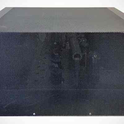 Power supply and modular chassis. View from front.: Image: schulmanauction.com