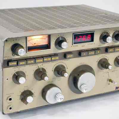 CX7B. Note missing knob.: Image: hamandhifi.com