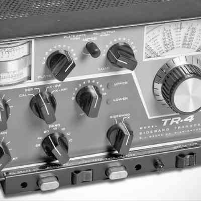 Image: Joe Veras, K9OCO: FF-1 installed with TR-4.