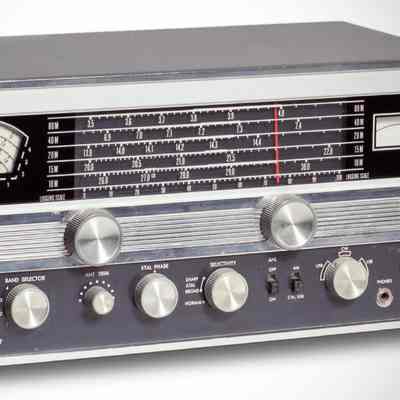 Hallicrafters S-129, SX-130
