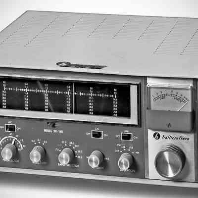 Hallicrafters SX-146