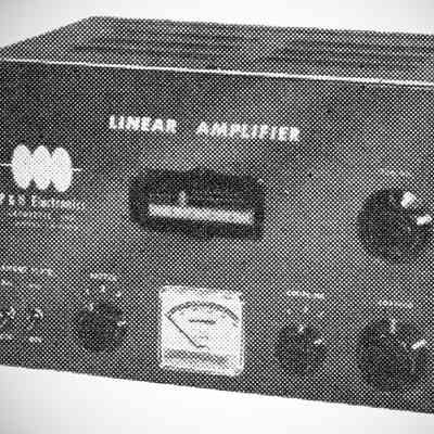 L-400-B. Note additional control to select meter function (at left of meter).: Image: CQ, Dec 1956