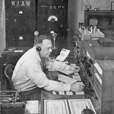 W1AW Maxim Memorial Station, cr. 1953. Equipment in use (on desk, from rear), National HRO-60, Collins 75A-1.: Image: From ARRL publication "Operating an Amateur Radio Station," copyright 1956