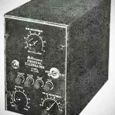 This version of the cailbrator appeared in a "new products" announement in July 1939, just six months before the version in the main photo. This may have been a prototype.: Image: Radio News, Jul 1939.