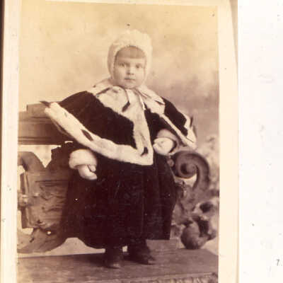 Farwell Winston