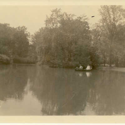 Canoeing on Farwell Pond