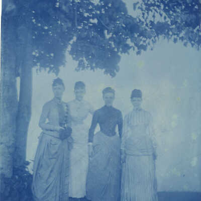 Farwell Women