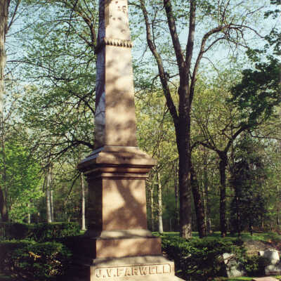 Lake Forest Cemetery