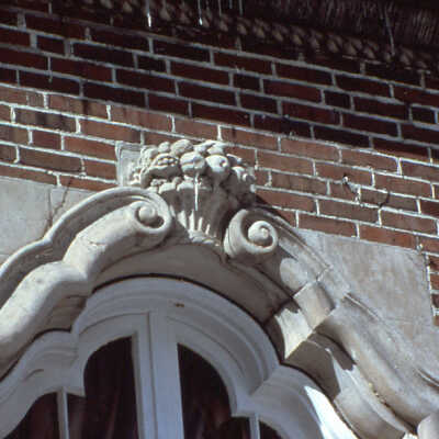 Thornedale Manor