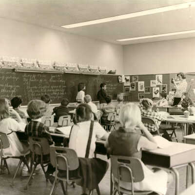 Everett School class photo