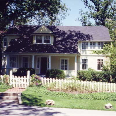 Home owned by David B. Jones for servant's quarters