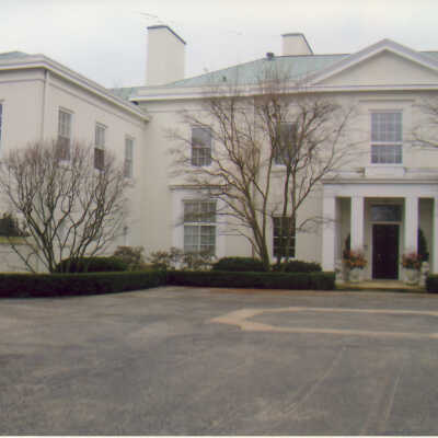 Duncan and Sarah Hodges Residence