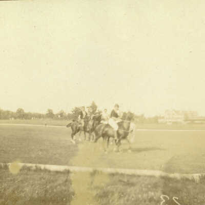 Copyright: Lake Forest Lake Bluff Historical Society