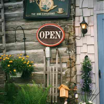 Blue Willow Shop