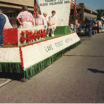 Lake Forest Hospital parade float