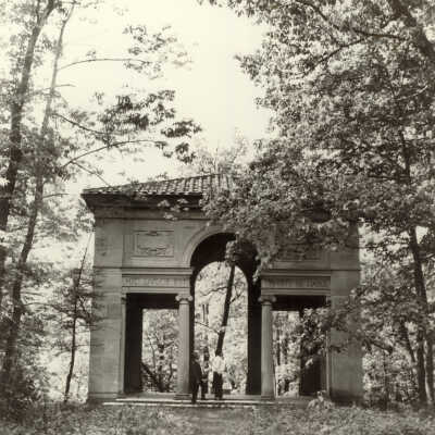 "Villa Turicum," stone pavilion