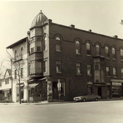 630 North Western Avenue