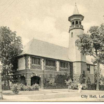 Lake Forest City Hall