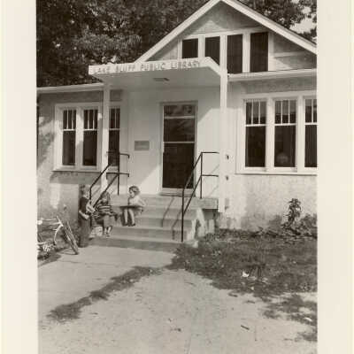Lake Bluff Library