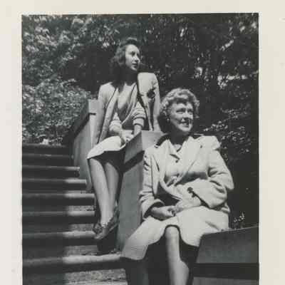 Edythe Dunford and niece Maddy at Villa Turicum