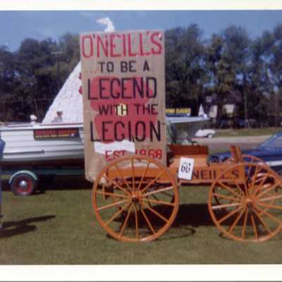 O'Neill's wagon in Lake Forest Day parade